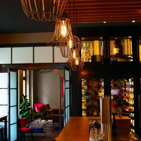Alexxanders Hotel & Boardinghouse, Restaurant เคมนิตซ์ ภายนอก รูปภาพ